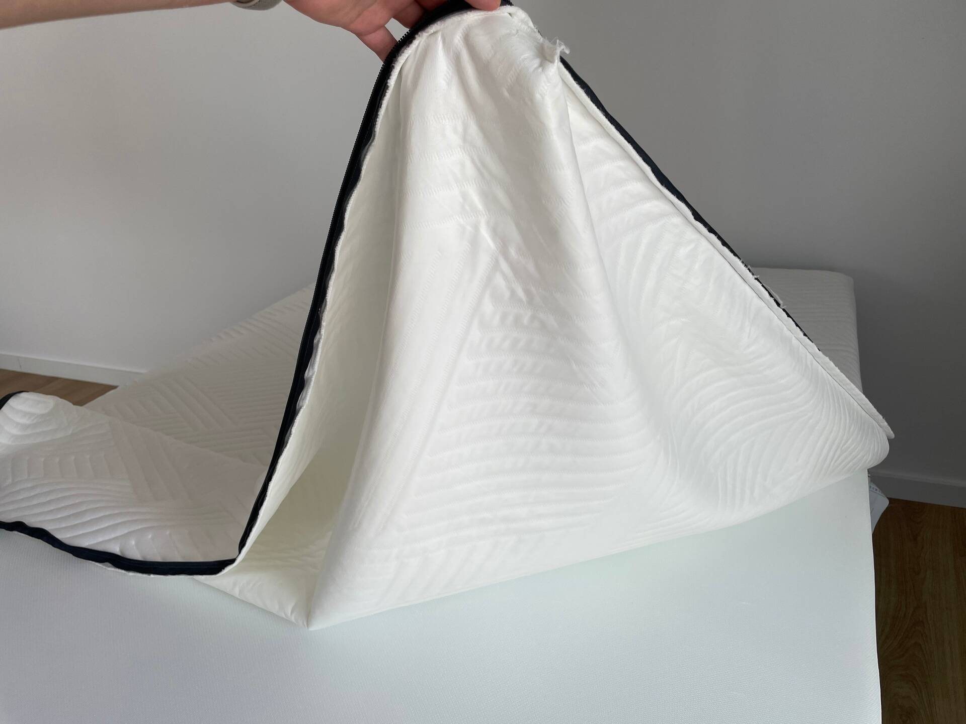 Qual o melhor colchão Emma Original ou Hybrid? (2024)