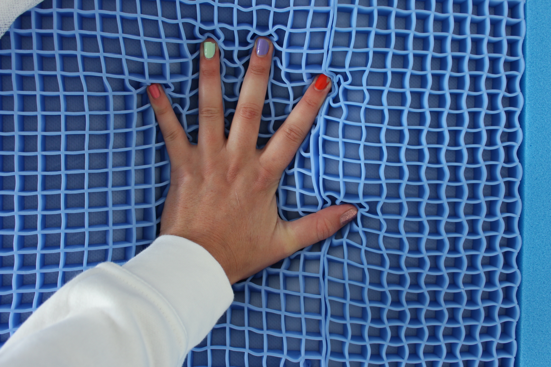 sensação fresca do airgrid do colchão zero gravity