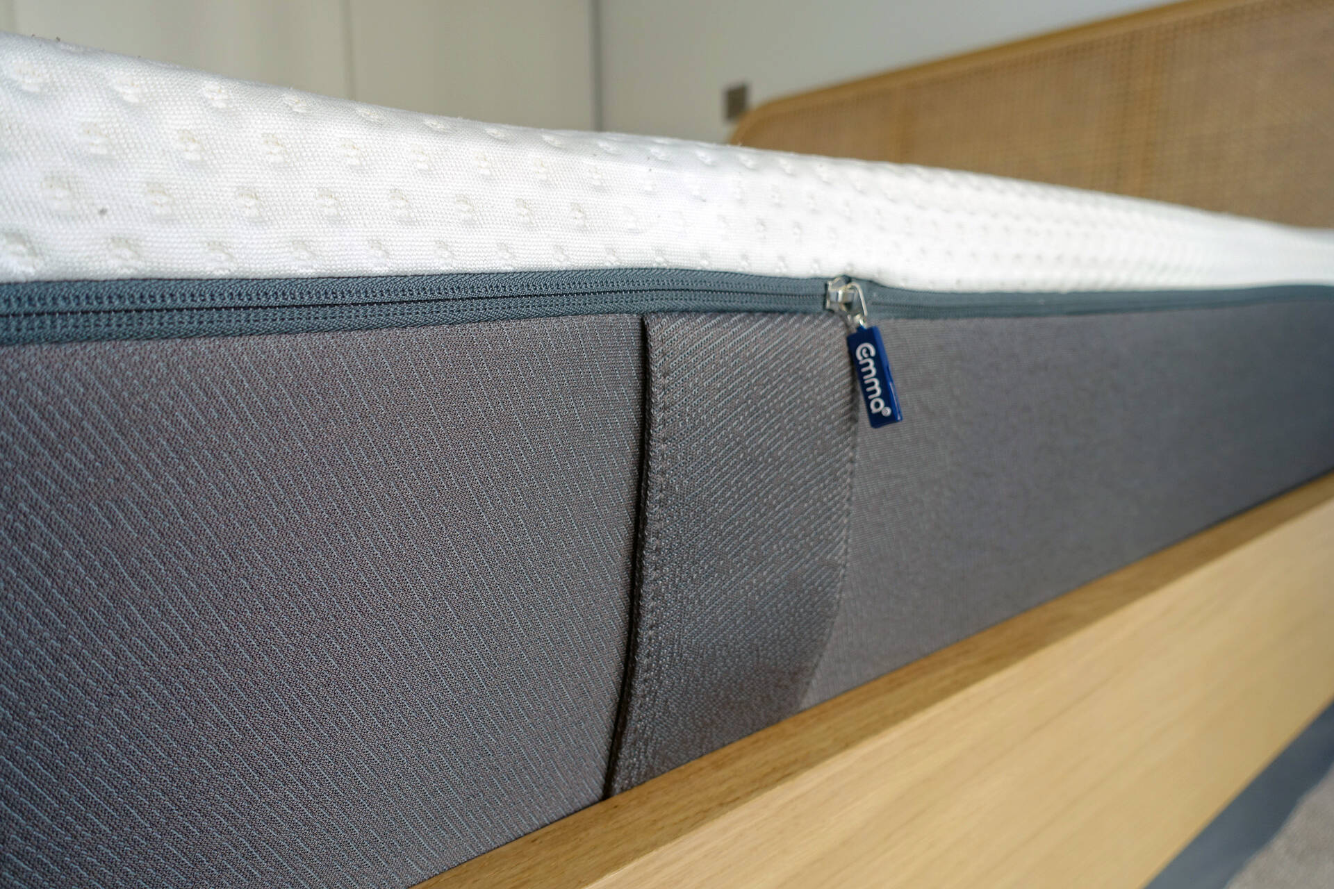 Emma Hybrid Mattress Review UK 2023
