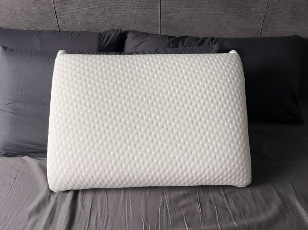 Lilia Forever Pillow