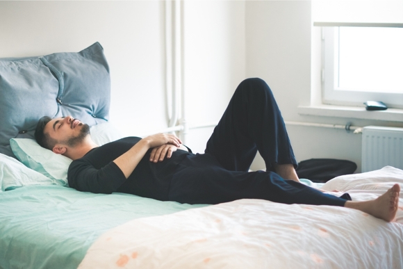 Wie lernt man auf dem Rücken zu schlafen Cover Image